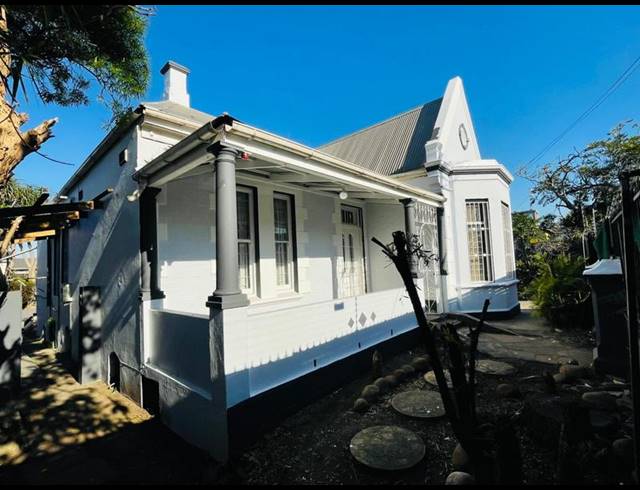 3 BEDROOM HOUSE FOR SALE IN GLENWOOD